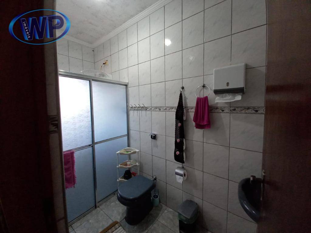 Sobrado à venda com 2 quartos, 240m² - Foto 17