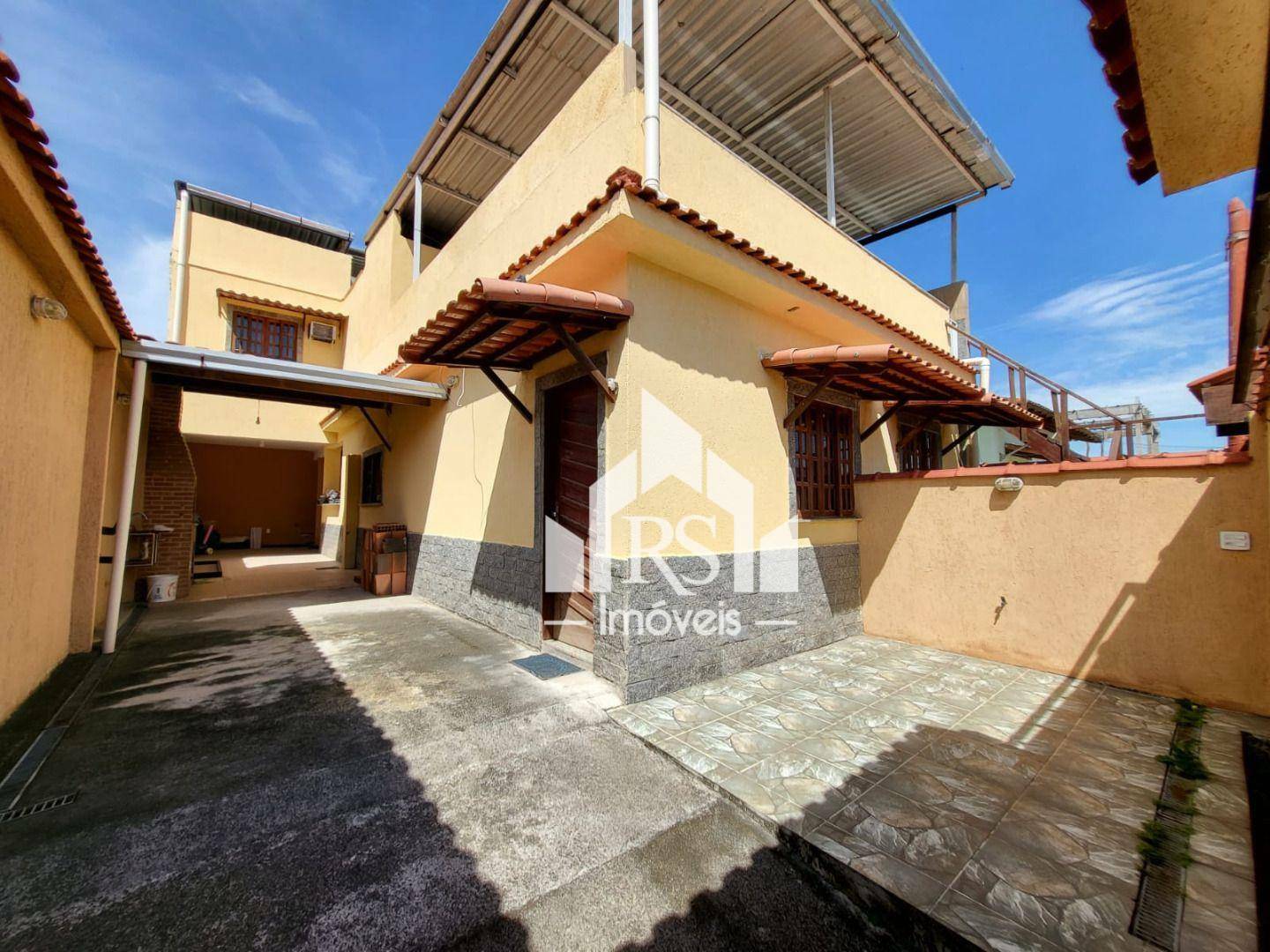 Casa de Condomínio à venda com 2 quartos, 100m² - Foto 1