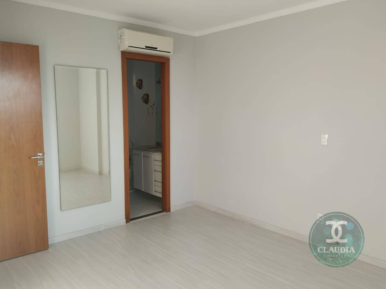 Apartamento à venda com 3 quartos, 188m² - Foto 23