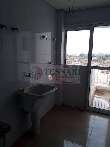 Apartamento à venda com 3 quartos, 133m² - Foto 7