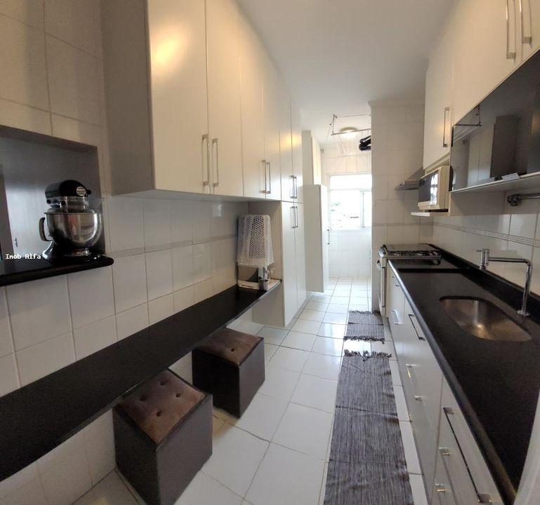 Apartamento à venda com 2 quartos, 65m² - Foto 5