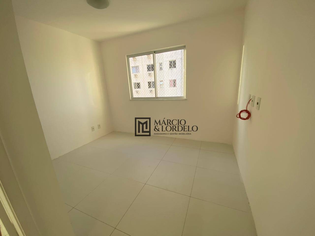 Apartamento à venda com 3 quartos, 81m² - Foto 3