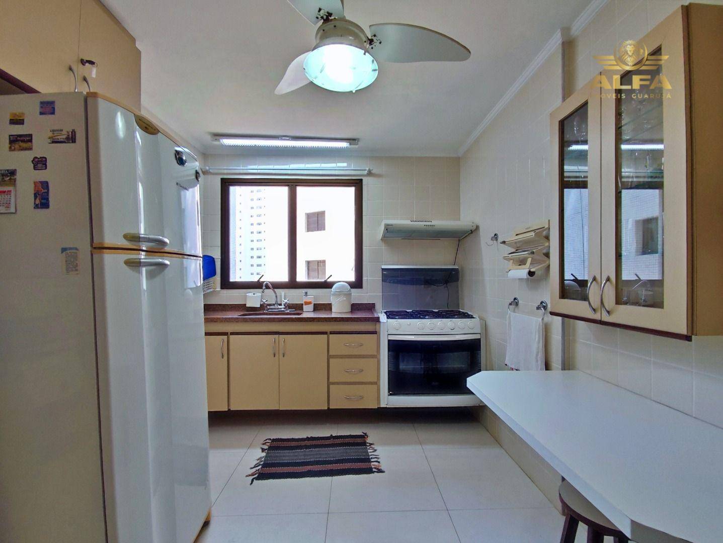 Apartamento à venda com 3 quartos, 200m² - Foto 25