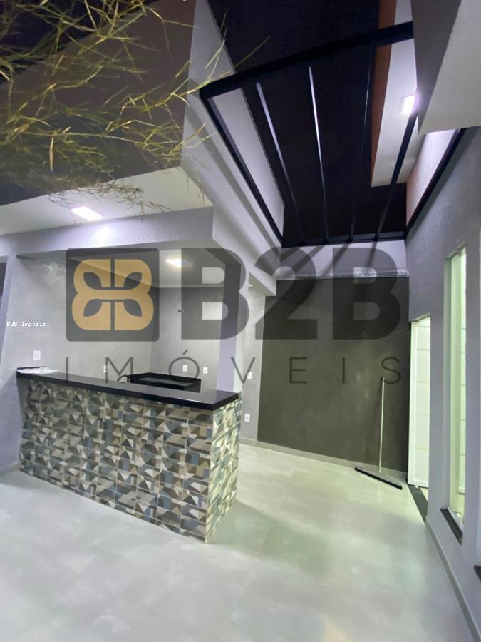 Casa à venda com 3 quartos, 181m² - Foto 6