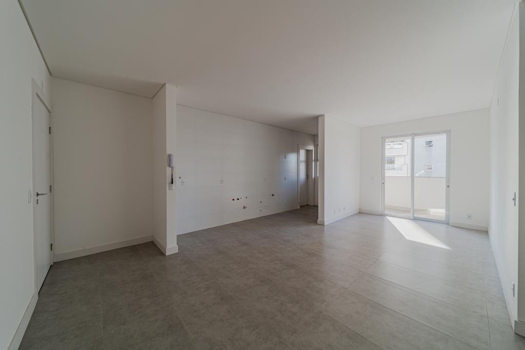 Apartamento à venda com 5 quartos, 148m² - Foto 3