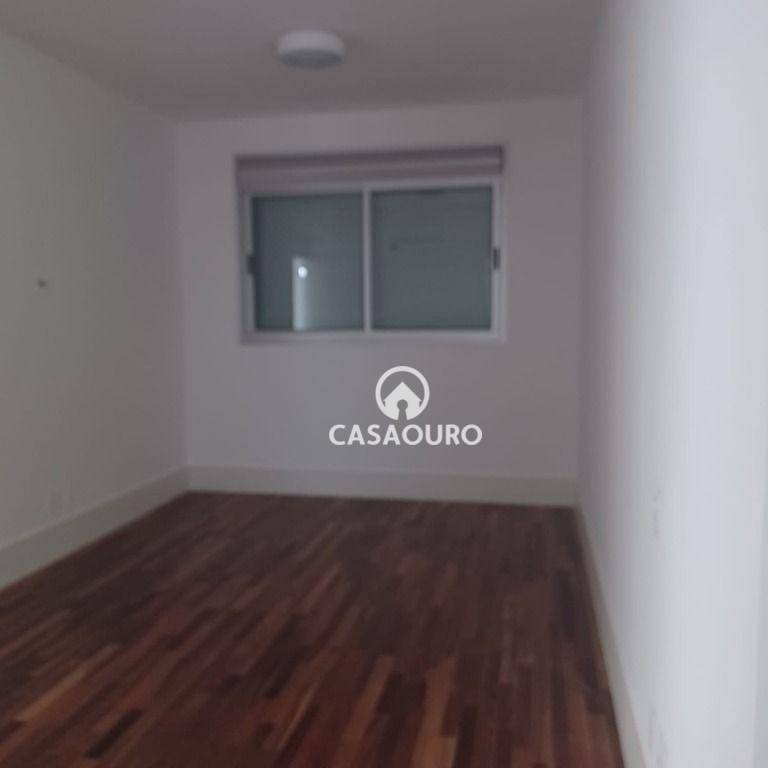 Apartamento à venda com 4 quartos, 217m² - Foto 10