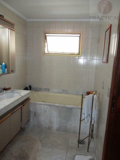 Apartamento à venda com 3 quartos, 204m² - Foto 12