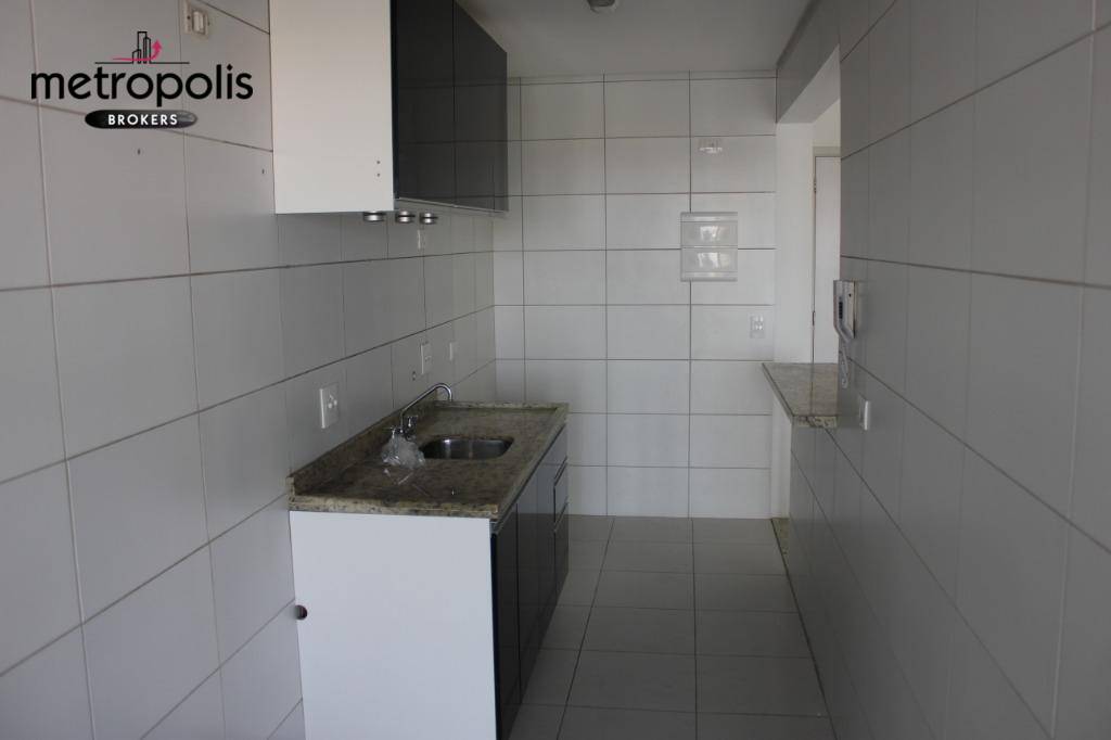 Apartamento para alugar com 2 quartos, 75m² - Foto 7