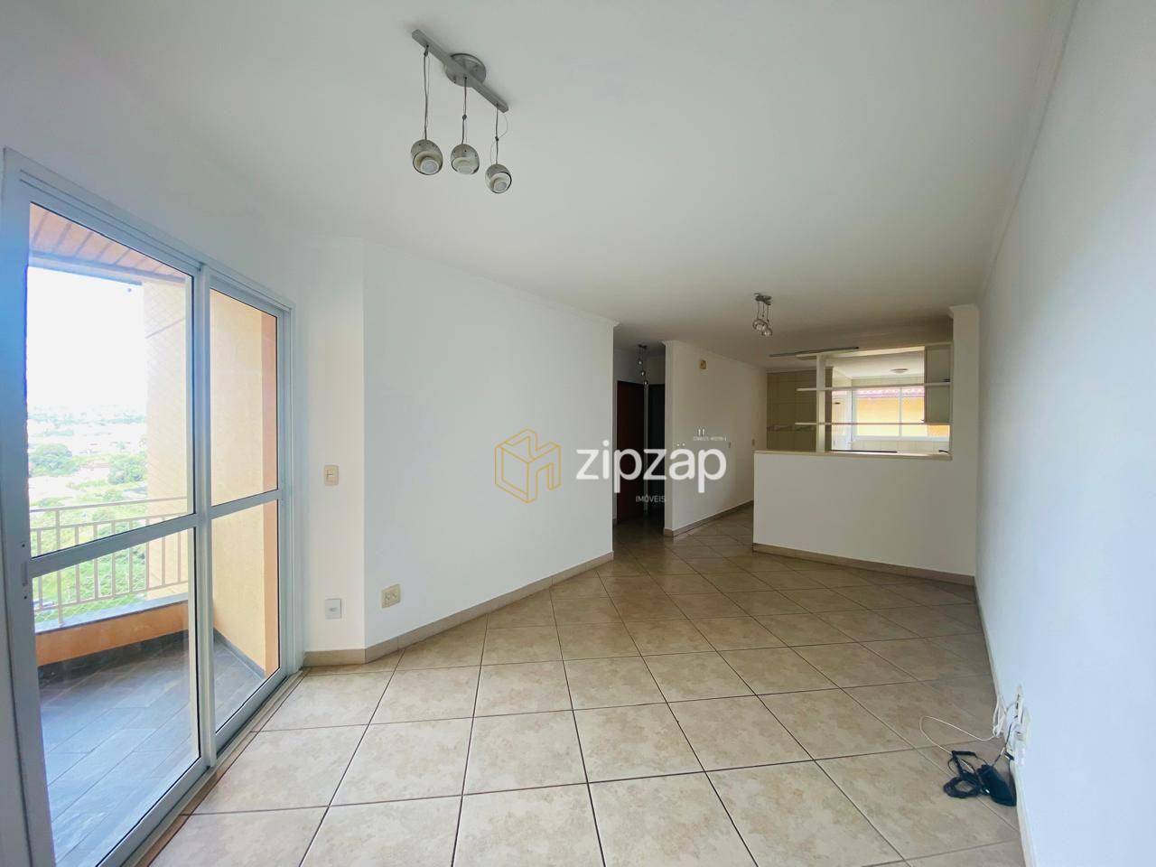 Apartamento para alugar com 3 quartos, 92m² - Foto 3