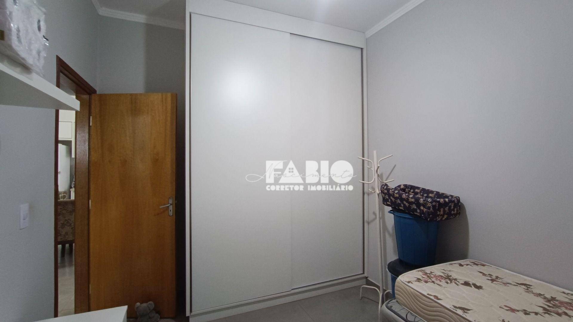 Casa à venda com 2 quartos, 125m² - Foto 15