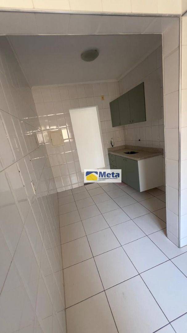 Apartamento à venda com 3 quartos, 94m² - Foto 3