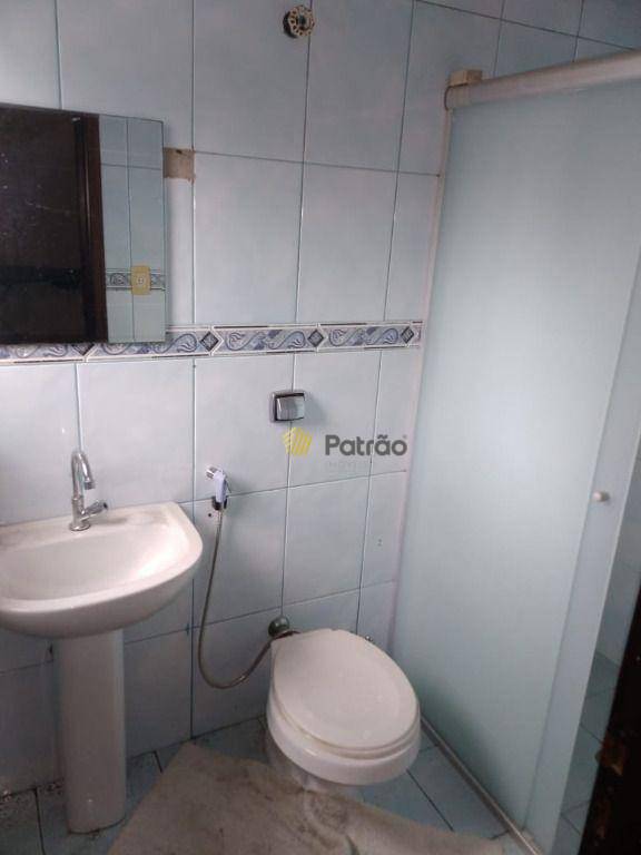 Sobrado à venda e aluguel com 3 quartos, 250m² - Foto 17