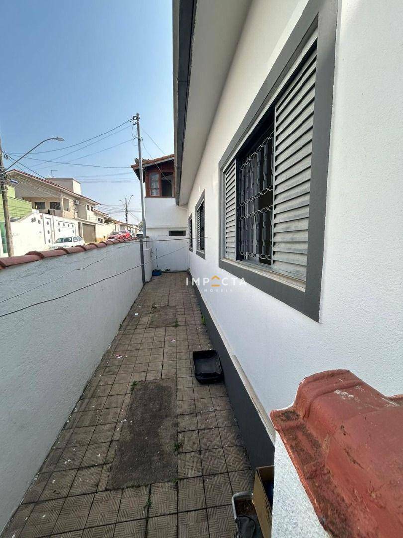 Casa para alugar com 3 quartos, 180m² - Foto 12