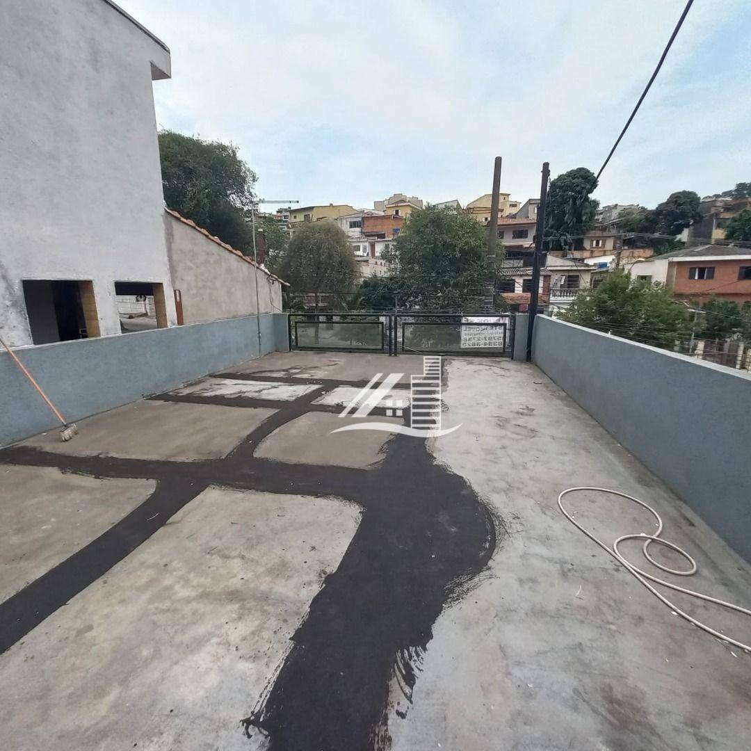 Sobrado à venda com 3 quartos, 100m² - Foto 14