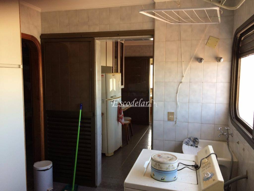 Apartamento à venda com 4 quartos, 211m² - Foto 20