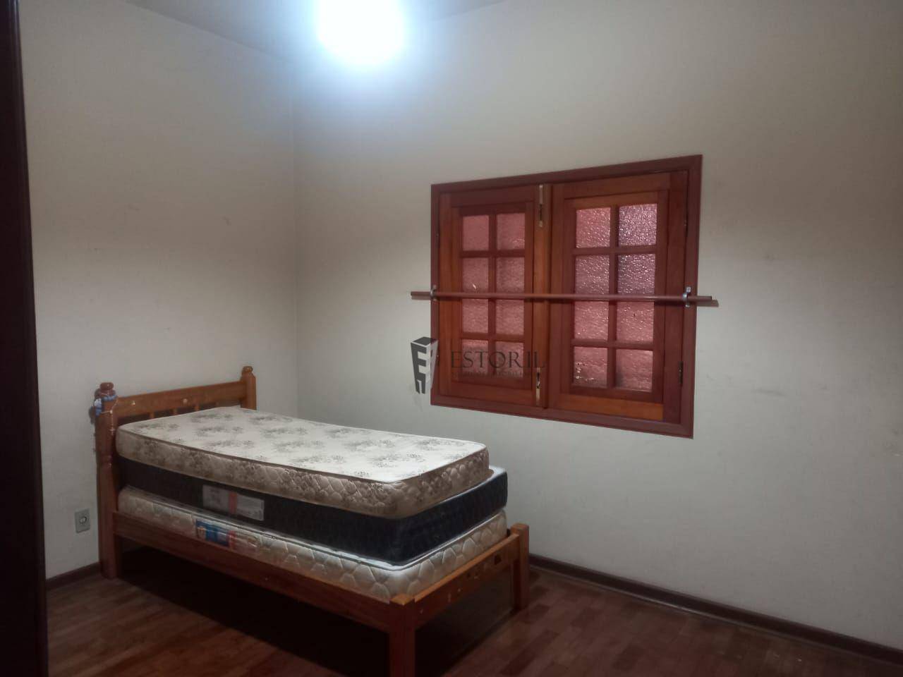 Casa à venda com 3 quartos, 300M2 - Foto 8