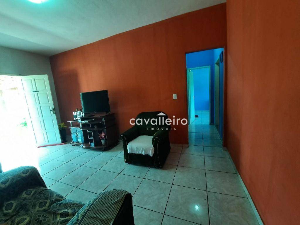 Casa à venda com 4 quartos, 180m² - Foto 3