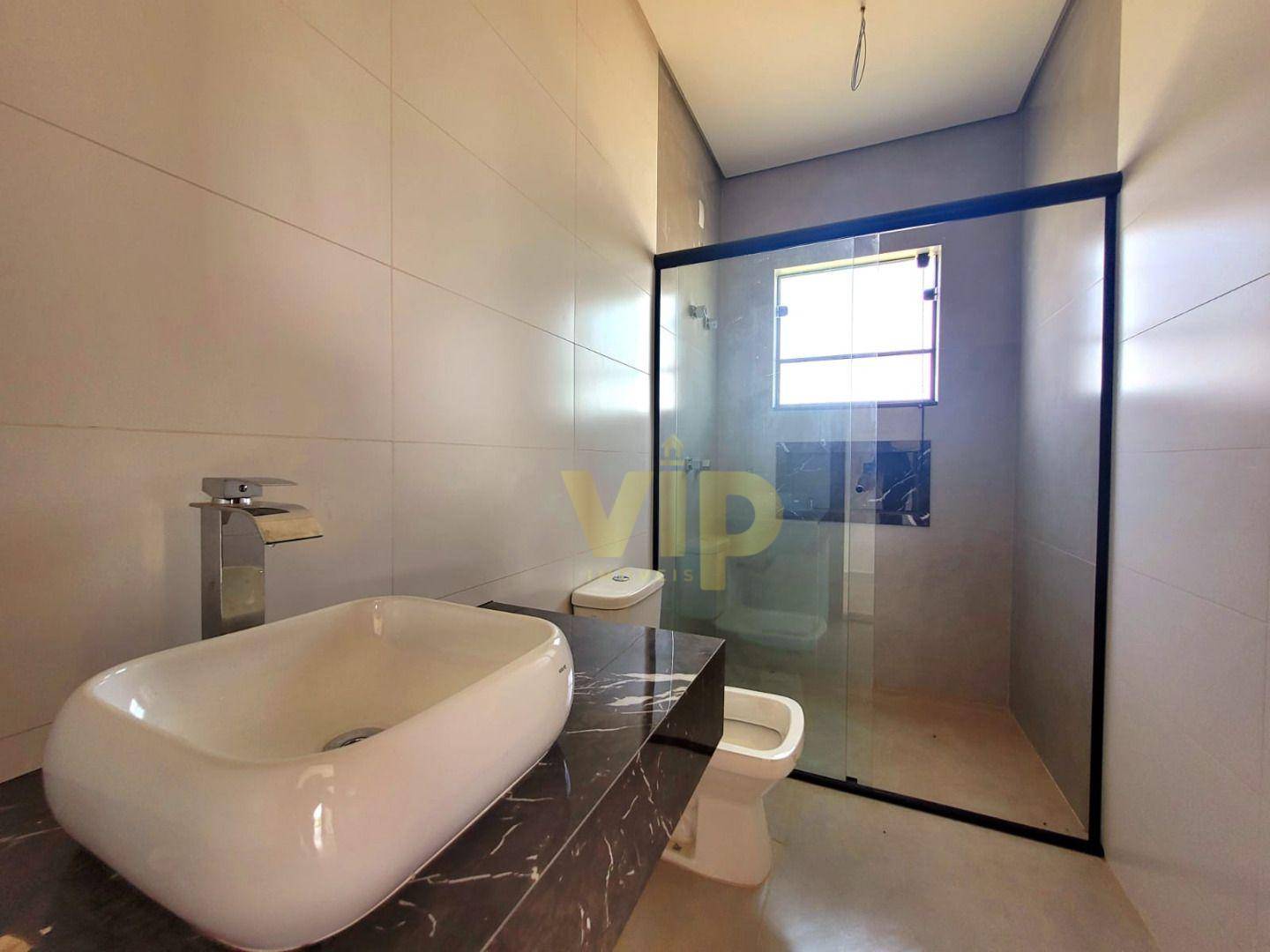 Casa à venda com 3 quartos, 200m² - Foto 12