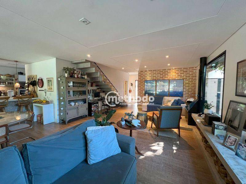 Casa de Condomínio à venda com 3 quartos, 250m² - Foto 5