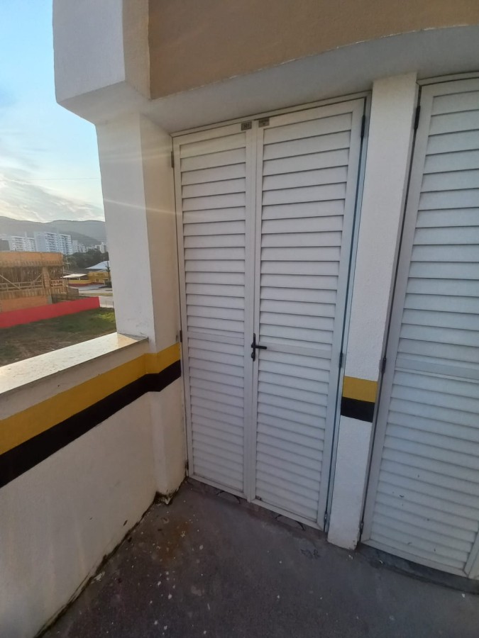 Apartamento à venda com 3 quartos - Foto 12