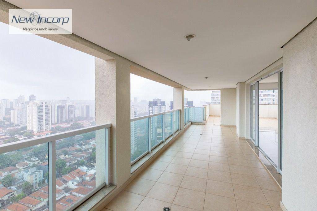 Apartamento à venda com 3 quartos, 227m² - Foto 9