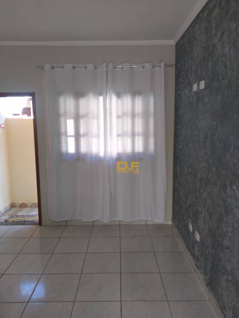 Casa à venda com 2 quartos, 47m² - Foto 15