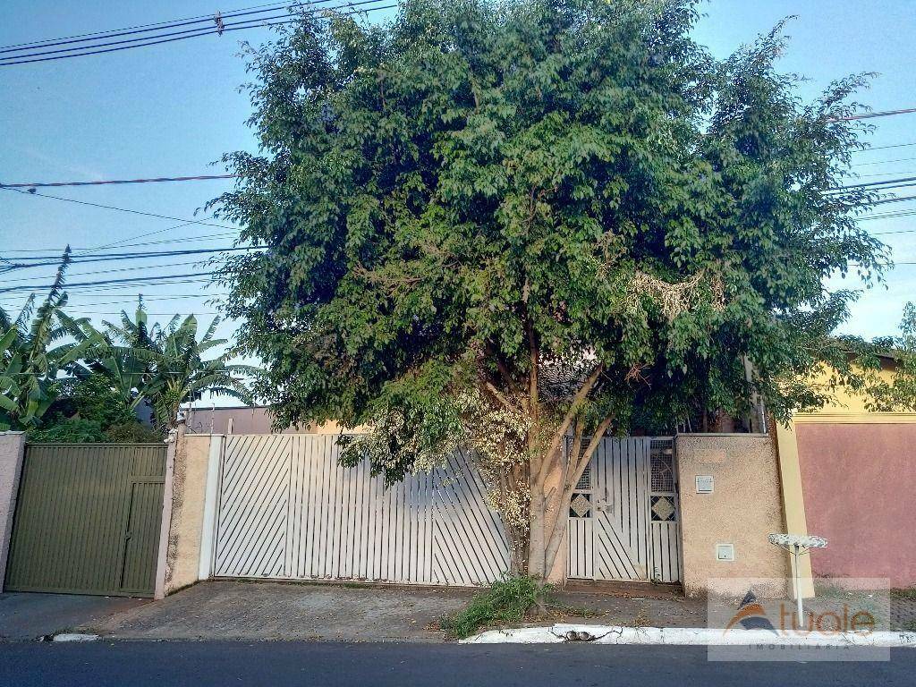 Casa à venda com 4 quartos, 300m² - Foto 3