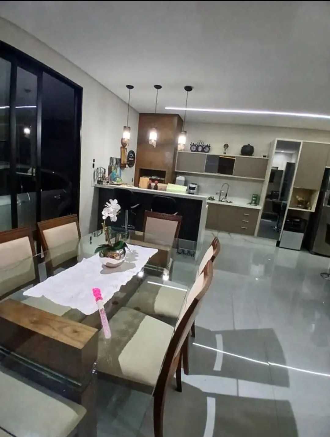 Casa à venda com 3 quartos, 250m² - Foto 18