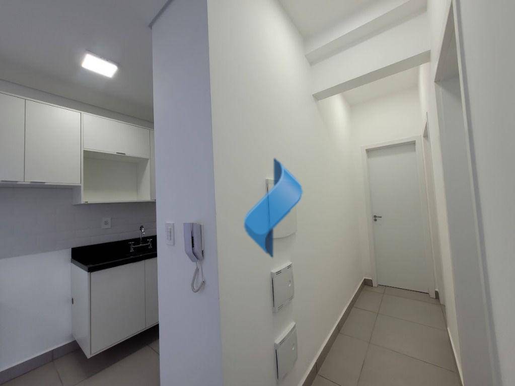 Apartamento para alugar com 2 quartos, 76m² - Foto 7