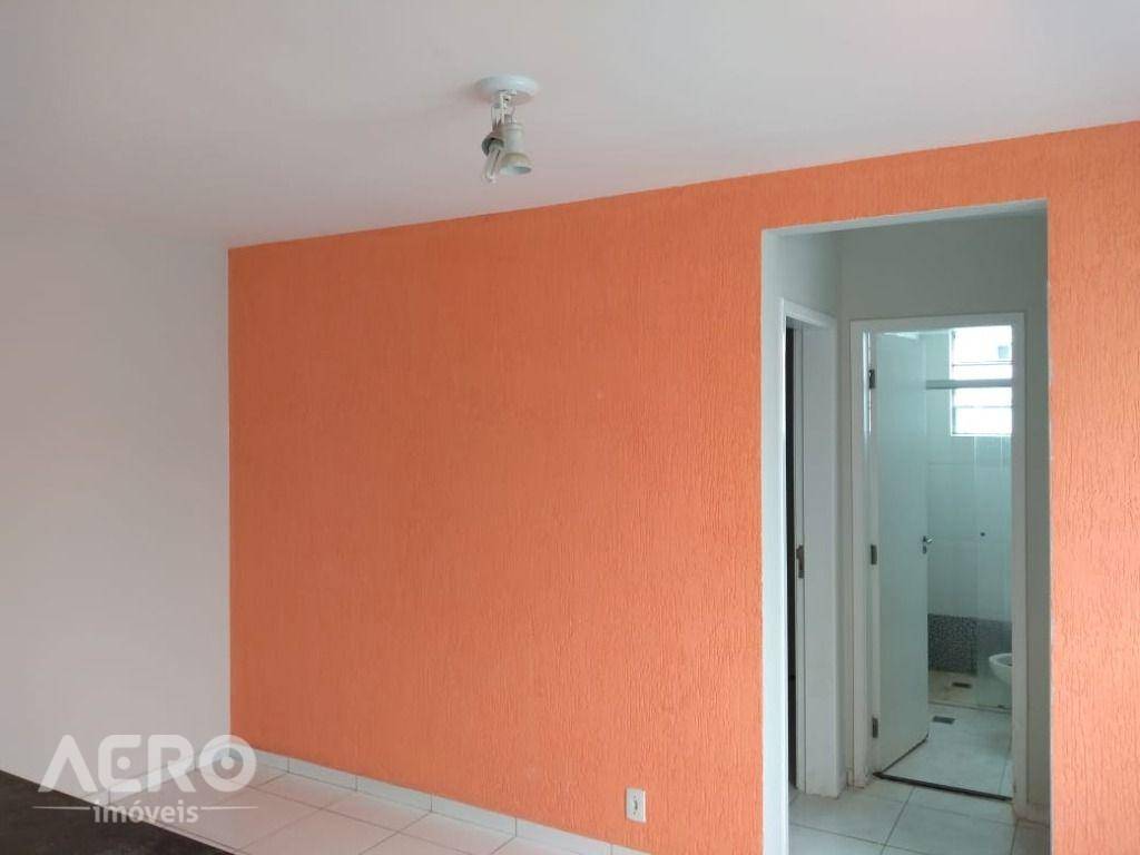 Apartamento para alugar com 2 quartos, 48m² - Foto 11