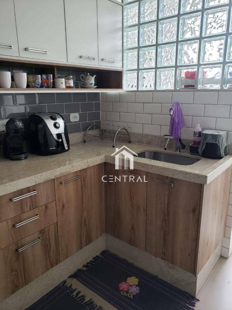 Apartamento à venda com 2 quartos, 77m² - Foto 6