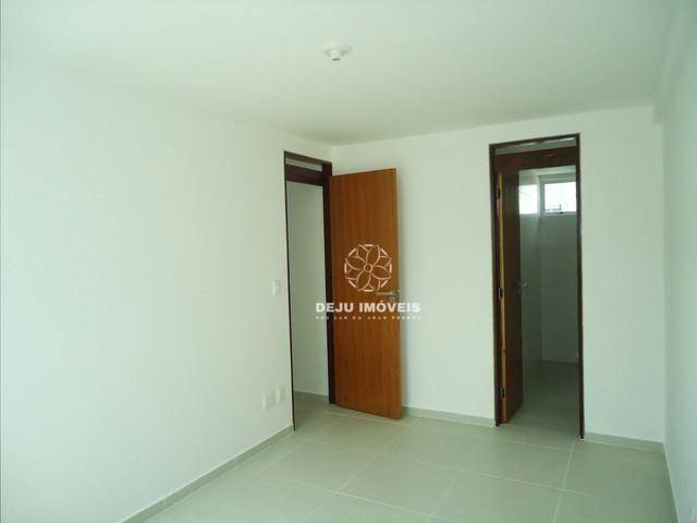 Apartamento à venda com 2 quartos, 65m² - Foto 8