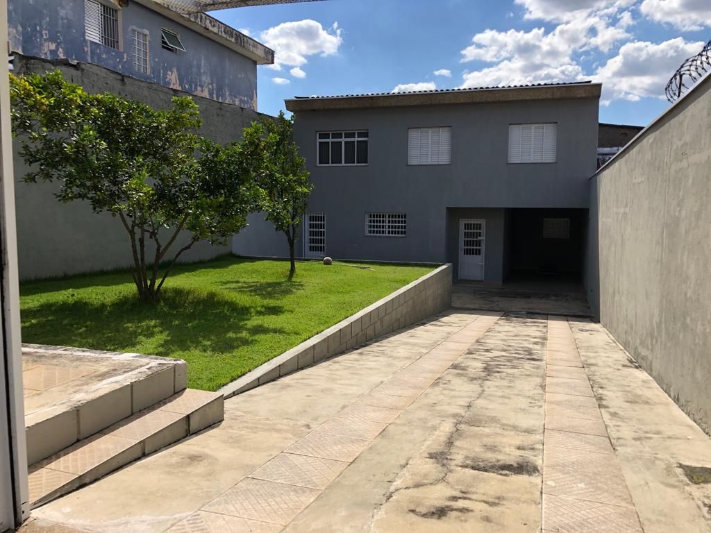 Sobrado à venda com 2 quartos, 140m² - Foto 1