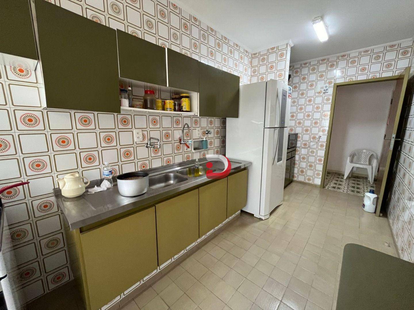 Apartamento à venda com 3 quartos, 220m² - Foto 13