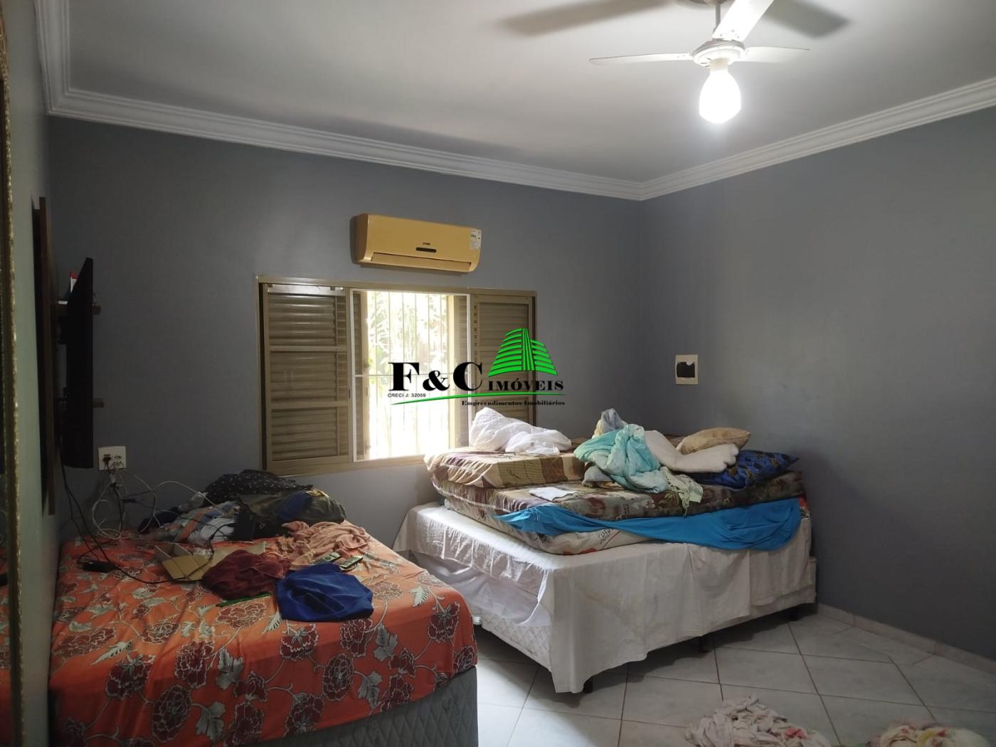 Chácara à venda com 4 quartos, 11200m² - Foto 9