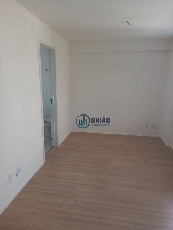 Apartamento à venda com 2 quartos, 75m² - Foto 34