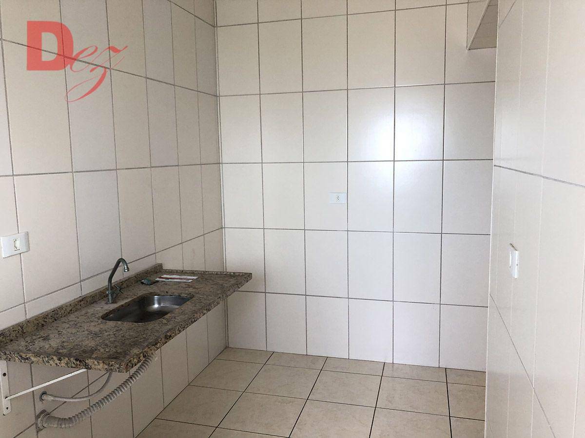 Apartamento à venda com 2 quartos, 79m² - Foto 8