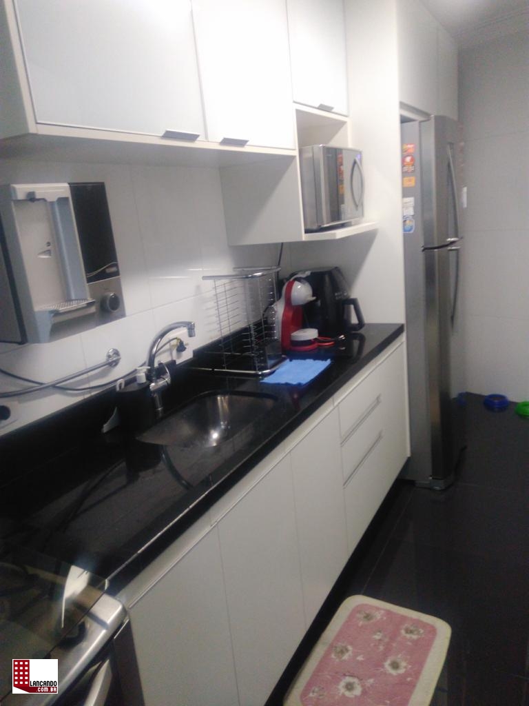 Apartamento à venda com 2 quartos, 76m² - Foto 14