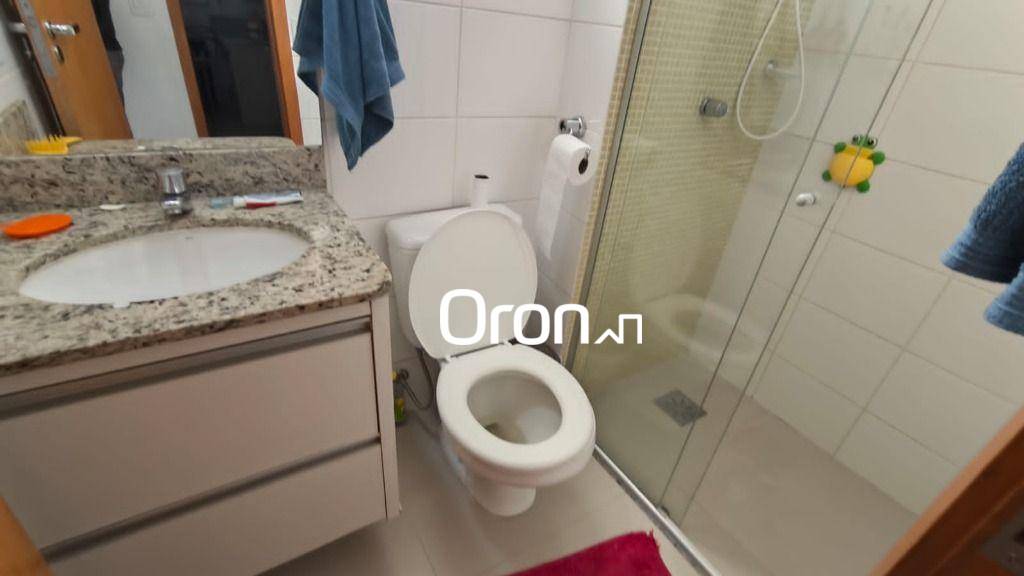 Apartamento à venda com 2 quartos, 67m² - Foto 7