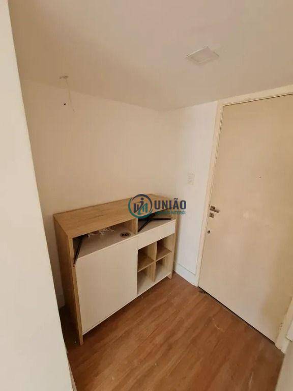 Apartamento à venda com 2 quartos, 90m² - Foto 7