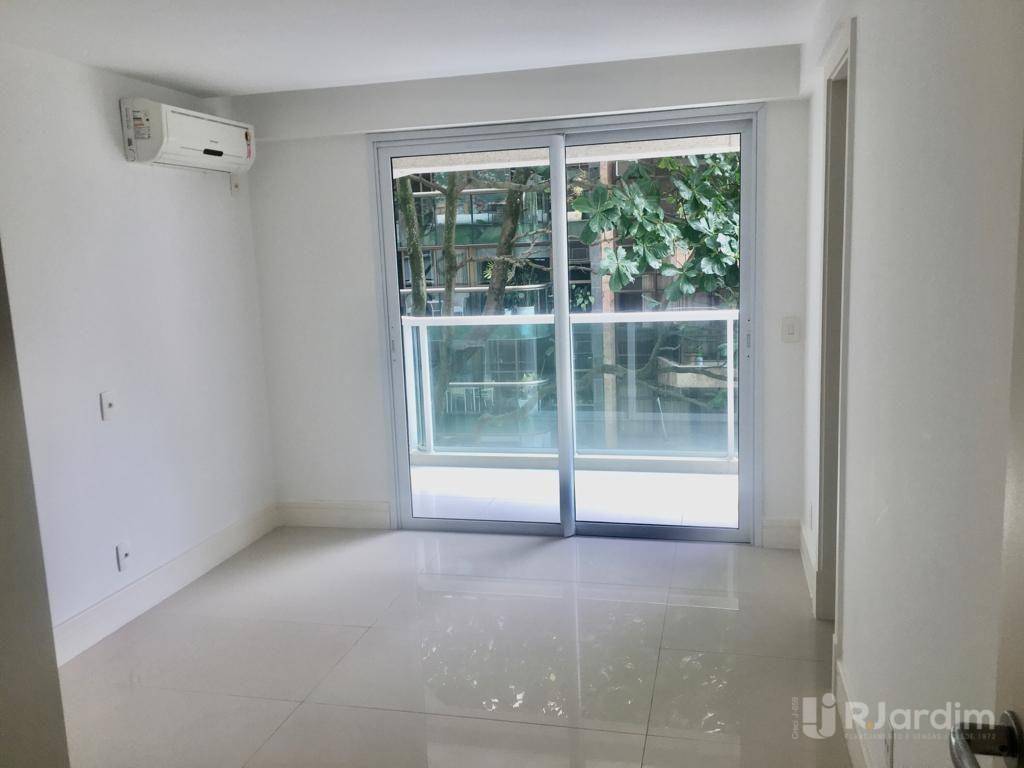 Apartamento para alugar com 4 quartos, 289m² - Foto 8