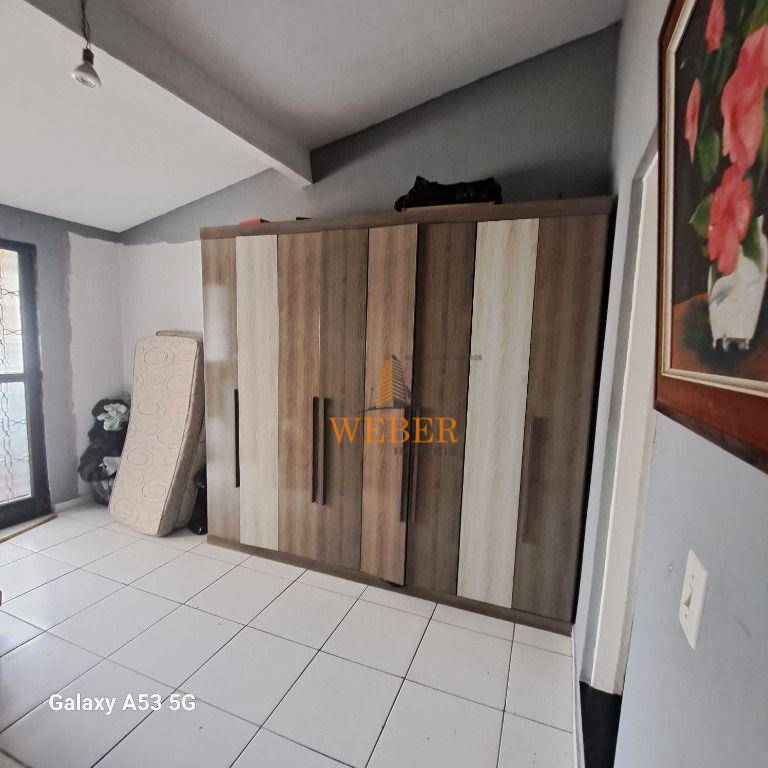 Sobrado à venda com 3 quartos, 240m² - Foto 67