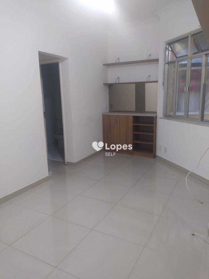 Apartamento à venda com 2 quartos, 59m² - Foto 2