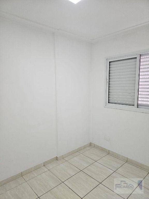 Apartamento à venda e aluguel com 3 quartos, 72m² - Foto 26