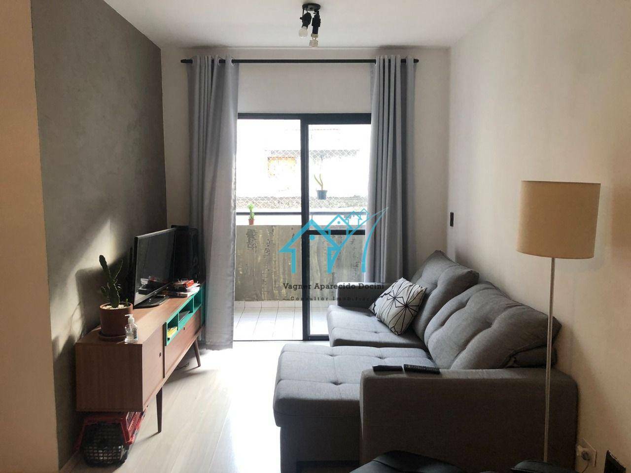 Apartamento à venda com 2 quartos, 61m² - Foto 1