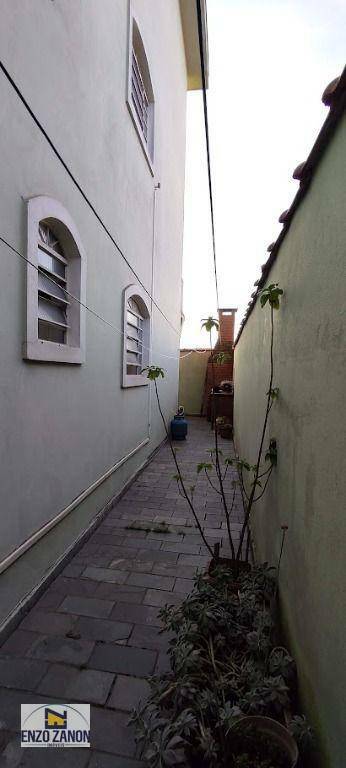 Sobrado à venda com 4 quartos, 230m² - Foto 21