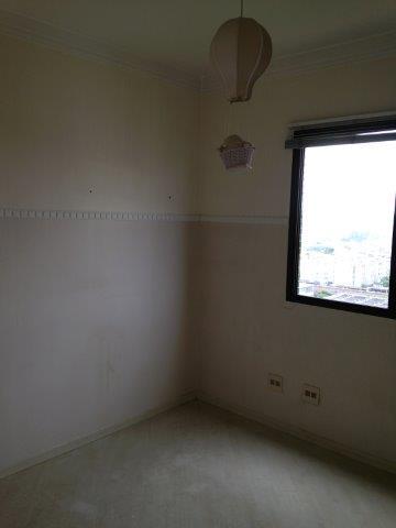 Apartamento à venda com 3 quartos, 75m² - Foto 15