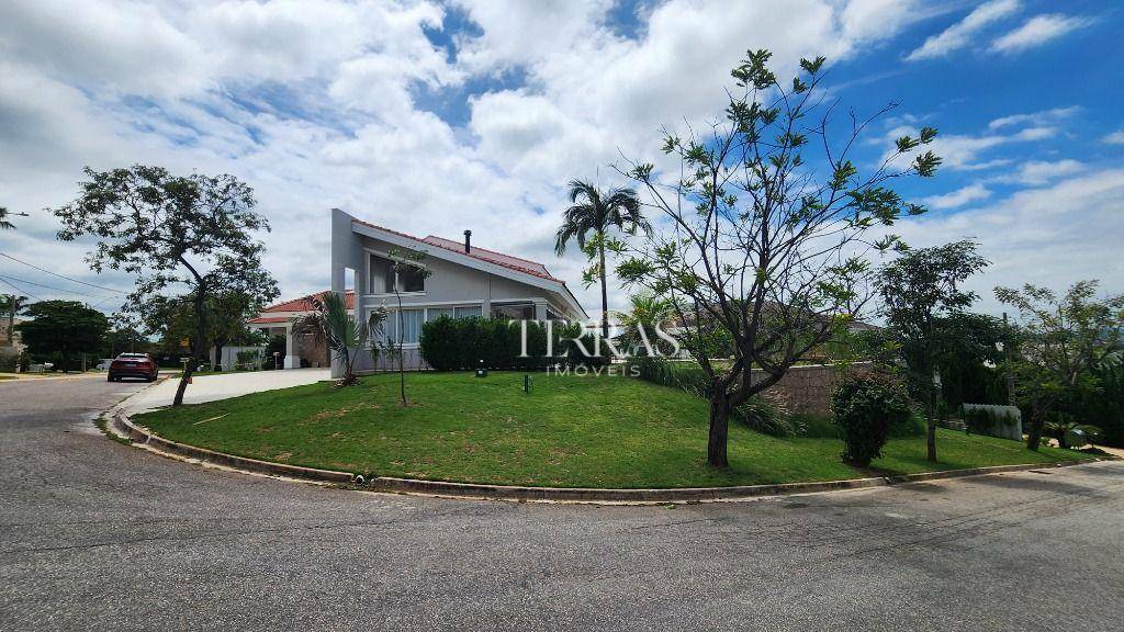 Casa de Condomínio à venda com 4 quartos, 460m² - Foto 2