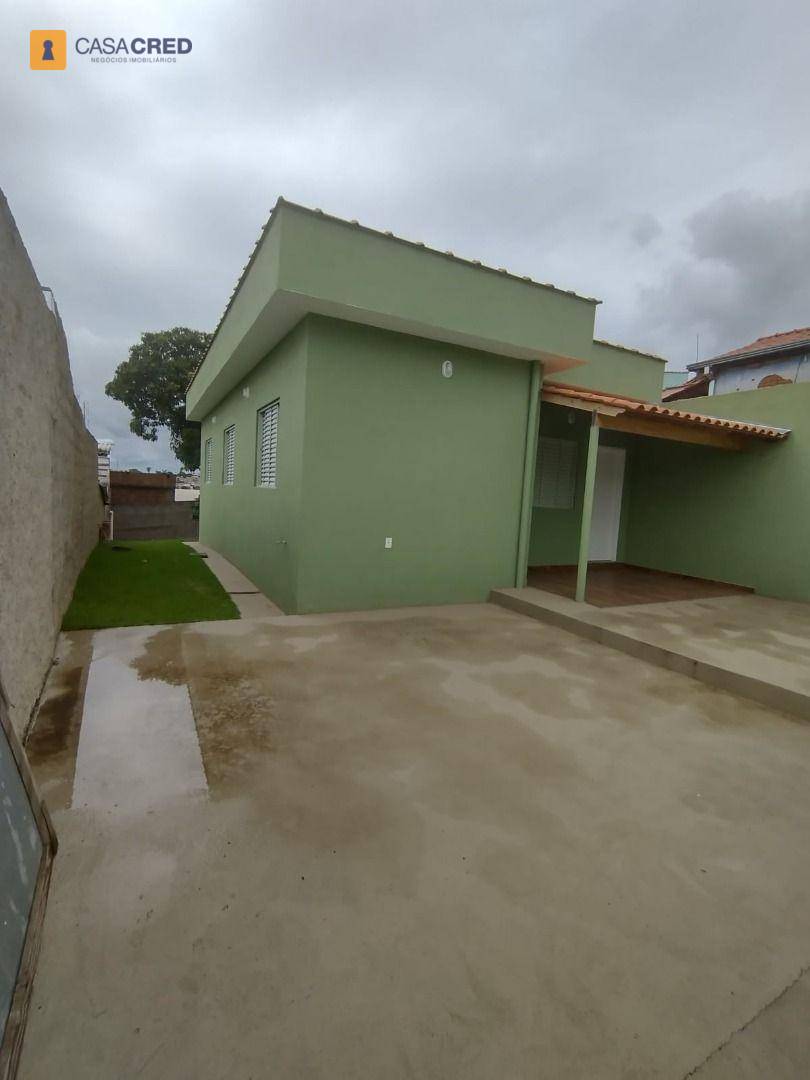 Casa à venda com 3 quartos, 90m² - Foto 10