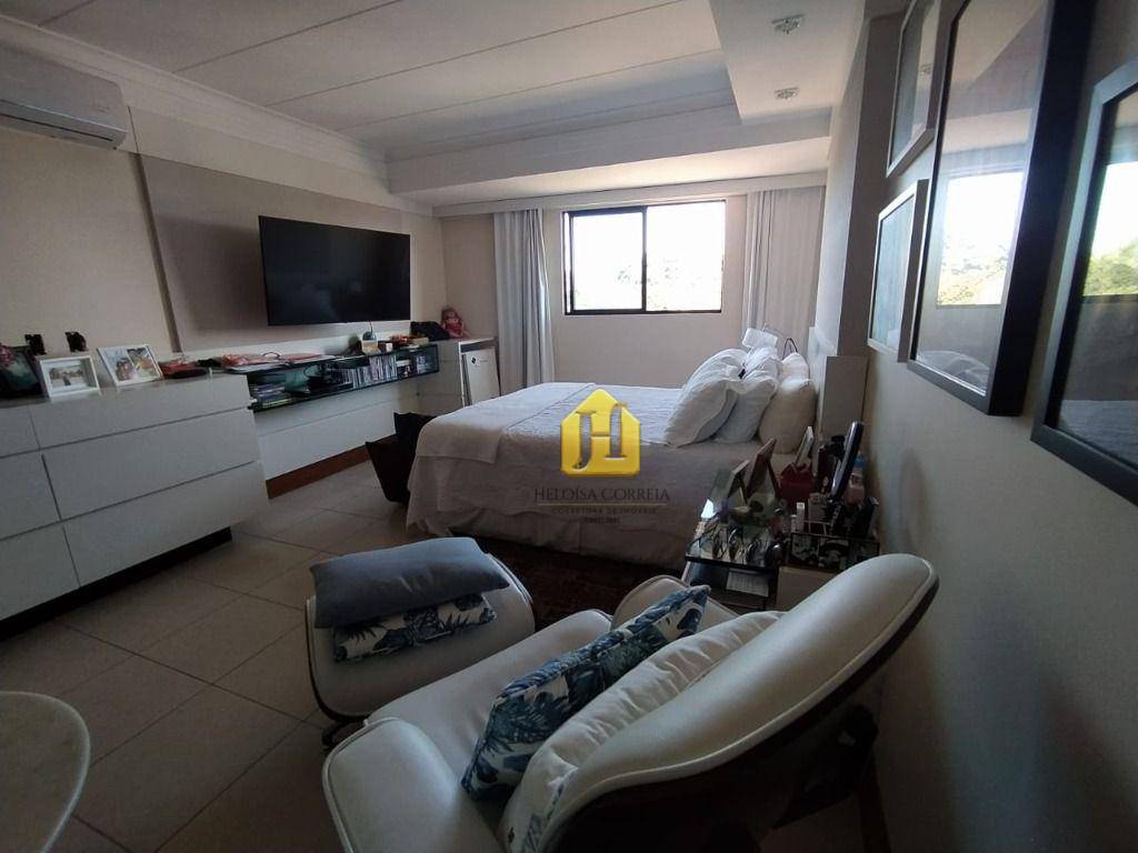 Apartamento para alugar com 3 quartos, 183m² - Foto 18